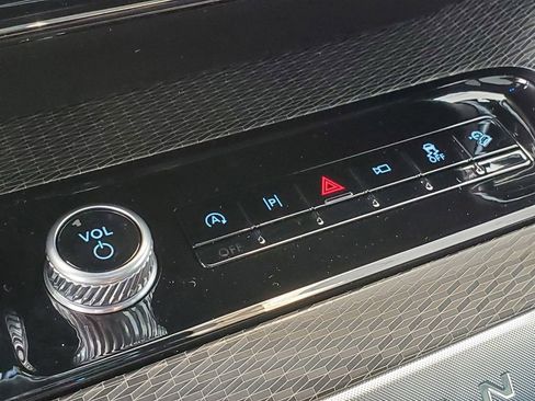 New 2025 Ford Expedition Platinum w/ Stealth Performance Package image 17