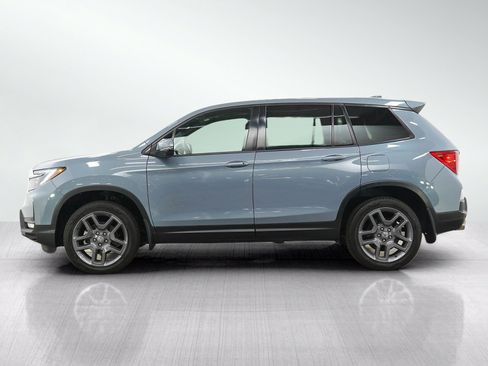 Used 2023 Honda Passport EX-L image 2