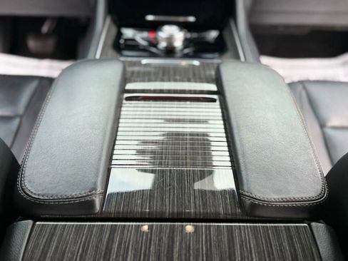 Used 2022 Jeep Wagoneer Series II image 44