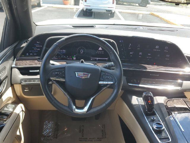 Certified 2023 Cadillac Escalade ESV Premium Luxury w/ LPO, Radiant Package AWD/4WD image 15