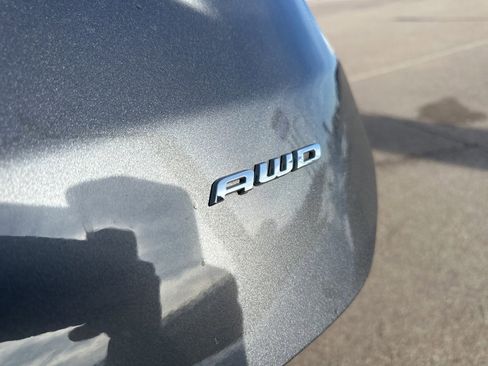 Used 2024 Ford Edge SE image 22