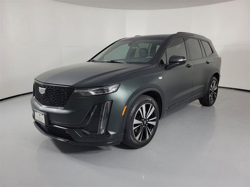 Certified 2023 Cadillac XT6 Premium Luxury w/ Technology Package image 2