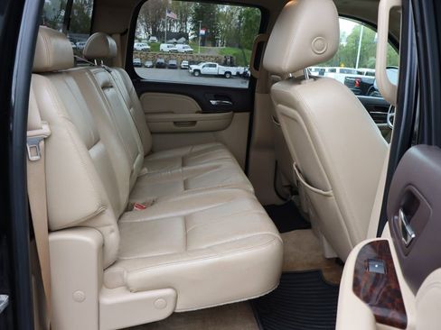 Used 2008 GMC Sierra 1500 Denali AWD/4WD image 18
