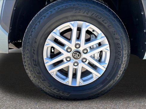Used 2024 Toyota Tundra SR5 w/ SR5 Premium Package AWD/4WD image 36