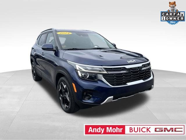 Used 2024 Kia Seltos EX FWD image 2