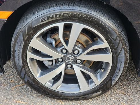 Used 2023 Honda Odyssey Touring image 15