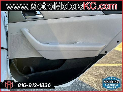 Used 2015 Hyundai Sonata SE image 33
