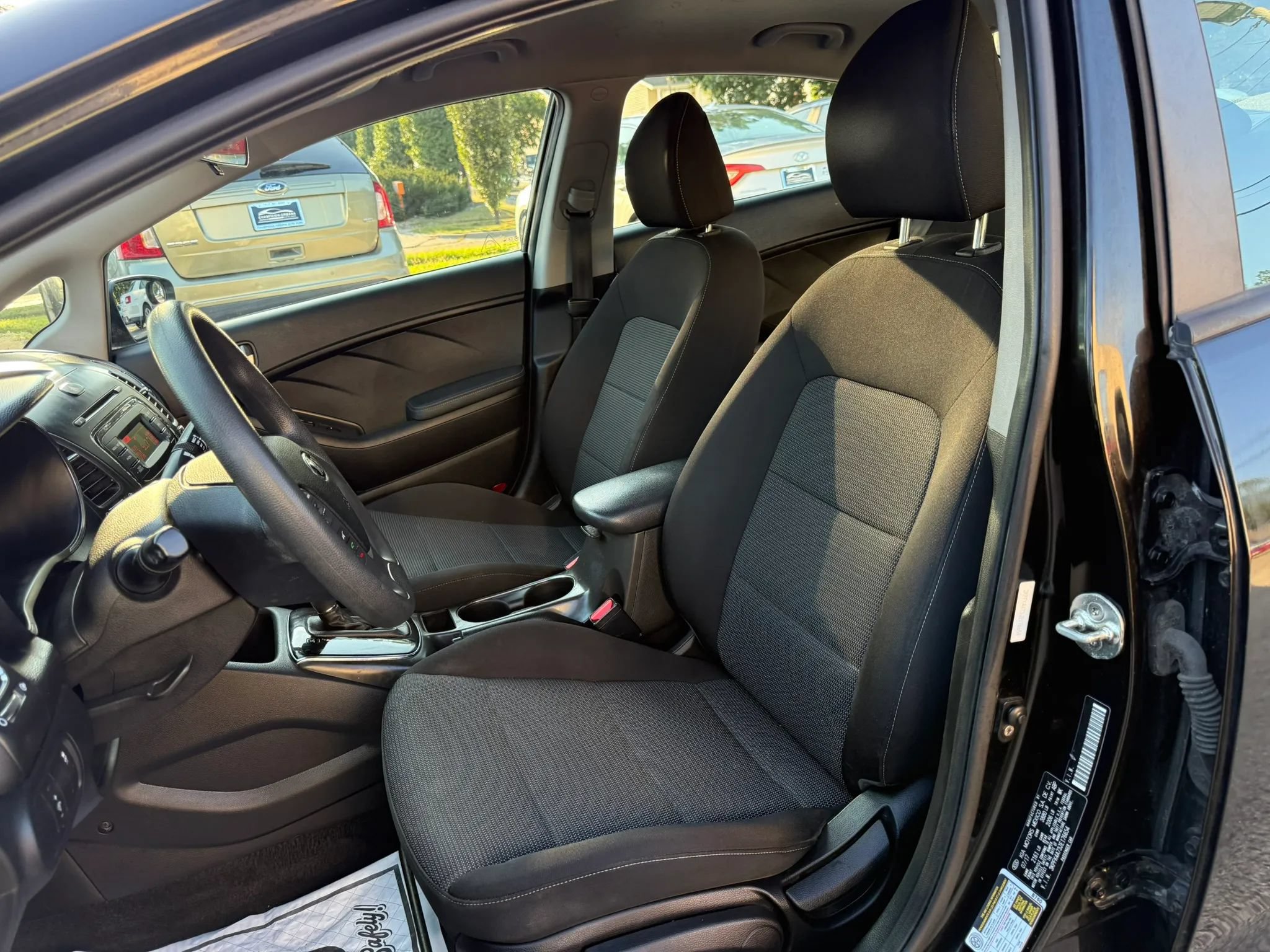 Used 2018 Kia Forte LX FWD image 11