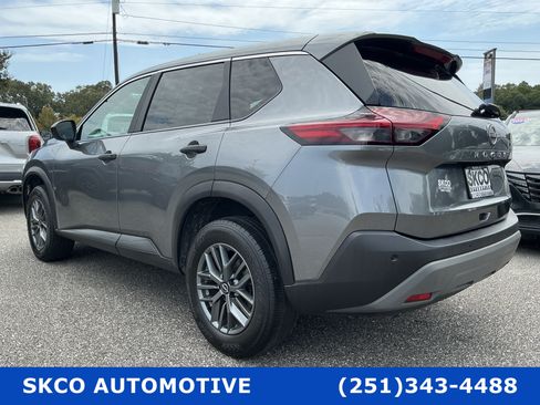 Used 2023 Nissan Rogue S FWD image 3