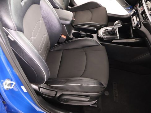 Used 2023 Kia Forte GT-Line FWD image 13