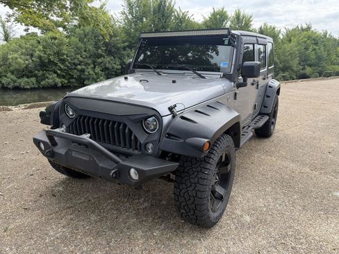 Used 2017 Jeep Wrangler Unlimited Sport w/ Quick Order Package 24S AWD/4WD image 7