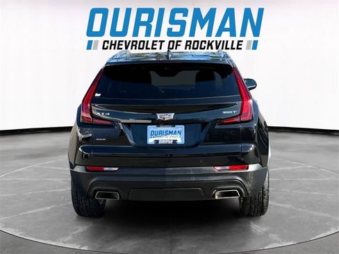 Used 2022 Cadillac XT4 Luxury w/ Cold Weather Package image 5