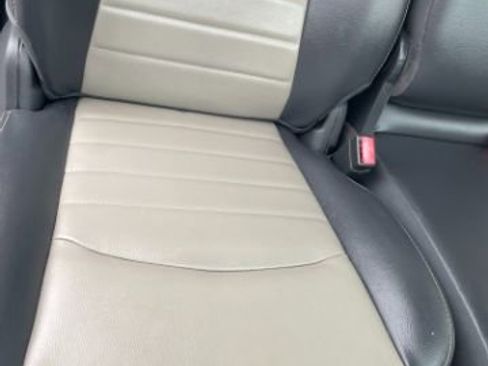 Used 2011 RAM 1500 Express image 13