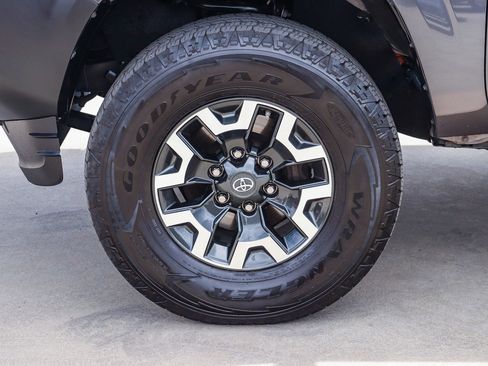 Certified 2021 Toyota Tacoma SR RWD image 9