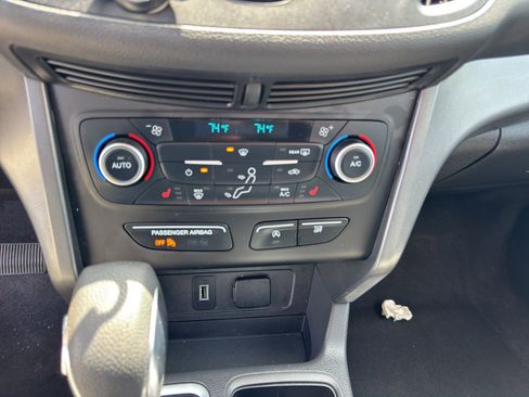 Used 2018 Ford Escape SE AWD/4WD image 12