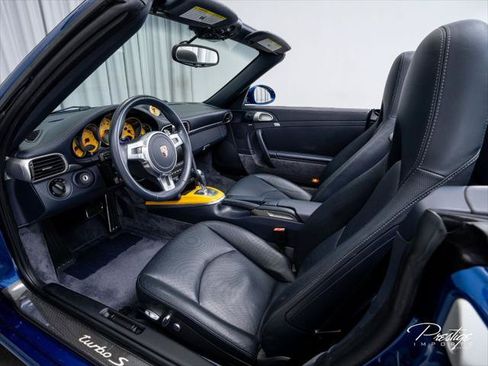 Used 2011 Porsche 911 4 Cabriolet AWD/4WD image 30