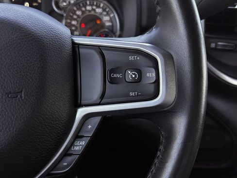 Used 2024 RAM 2500 Big Horn AWD/4WD image 16