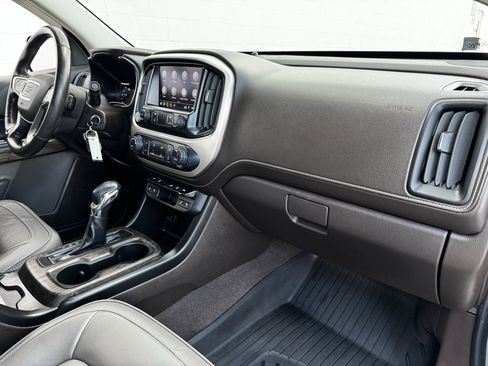 Used 2022 GMC Canyon Denali image 11