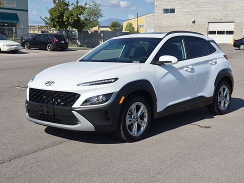 Used 2023 Hyundai Kona SEL w/ Convenience Package AWD/4WD image 8