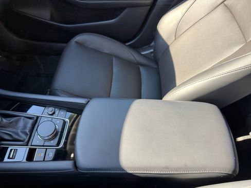 Certified 2025 MAZDA MAZDA3 2.5 Turbo Sedan w/Premium Plus image 14