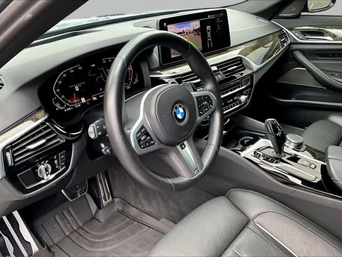 Used 2023 BMW 540i w/ M Sport Package RWD image 19