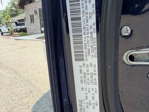 Used 2018 RAM 2500 Tradesman w/ Chrome Appearance Group AWD/4WD image 18