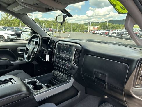 Used 2018 Chevrolet Silverado 1500 LT w/ All Star Edition AWD/4WD image 17
