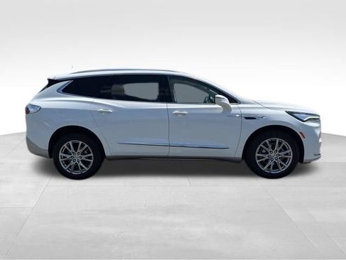 Used 2023 Buick Enclave Premium w/ Experience Buick Package AWD/4WD image 9