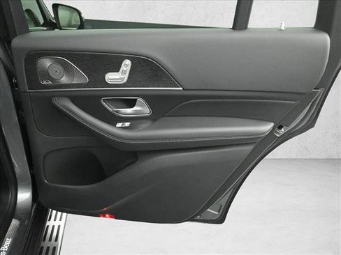 New 2026 Mercedes-Benz GLS 450 4MATIC image 28