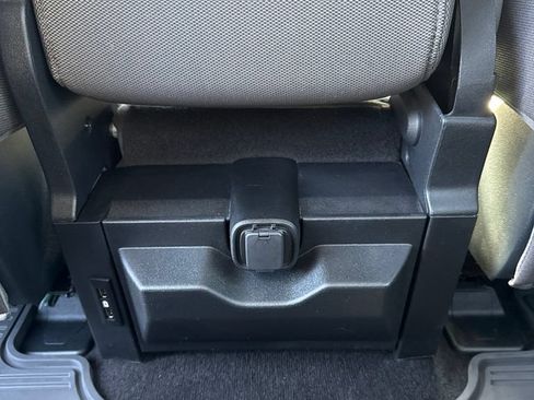 Used 2020 Ford F150 XLT w/ Equipment Group 302A Luxury AWD/4WD image 12
