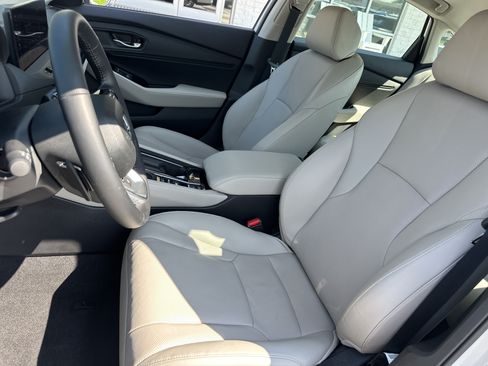 Used 2025 Honda Accord Touring image 10