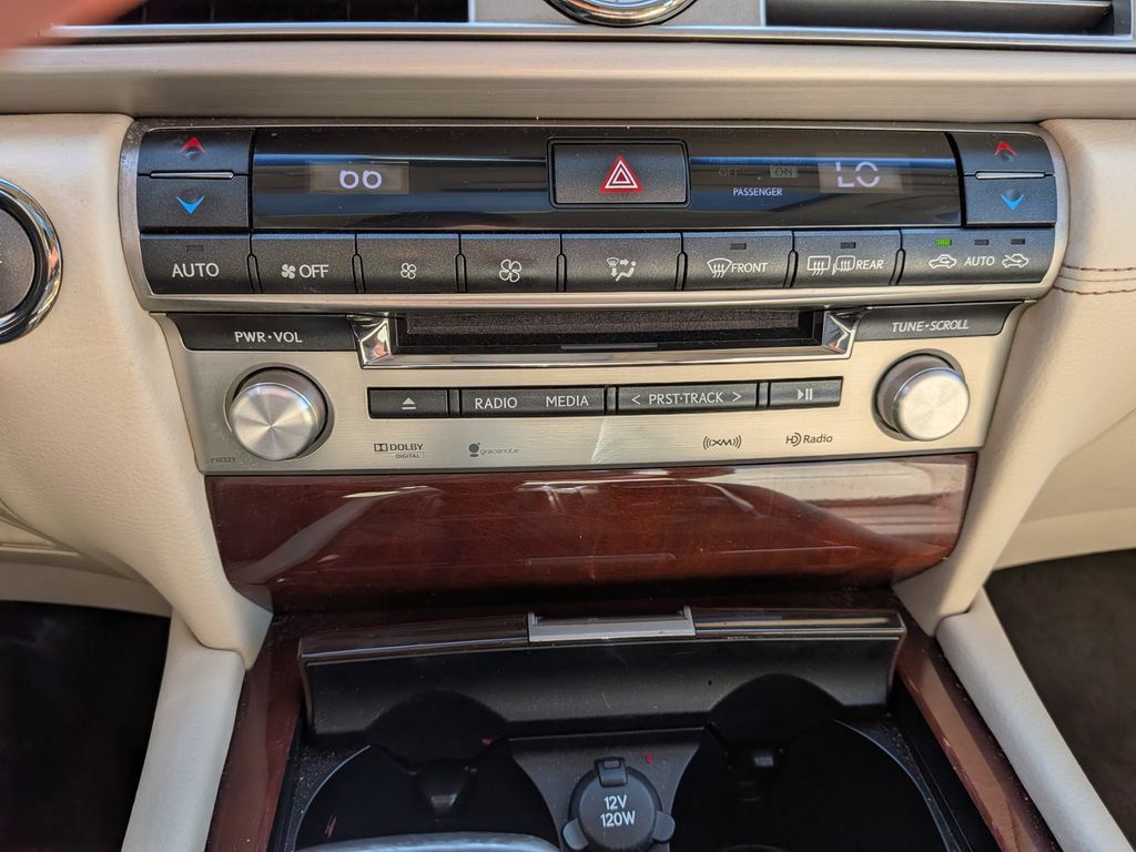 Used 2013 Lexus LS 460 w/ Comfort Pkg RWD image 19