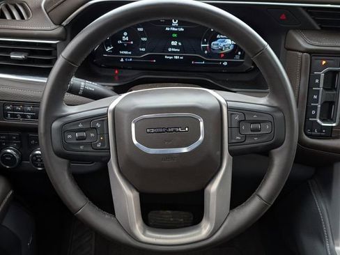 Used 2024 GMC Yukon XL Denali w/ Max Trailering Package image 31