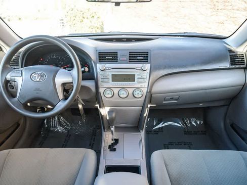 Used 2008 Toyota Camry LE image 14
