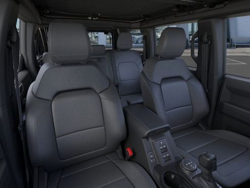 New 2025 Ford Bronco Outer Banks image 10
