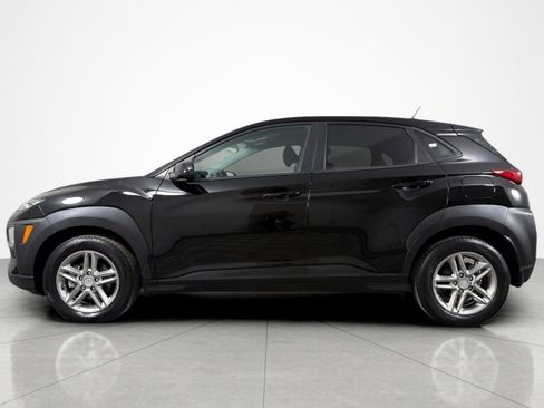 Used 2018 Hyundai Kona SE FWD image 2