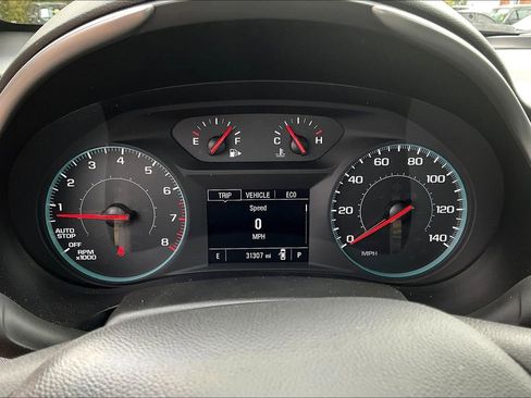 Used 2024 Chevrolet Malibu LT image 13