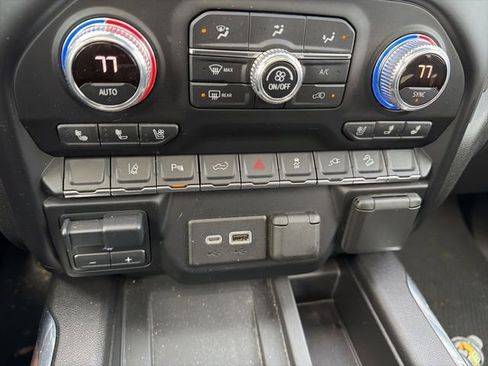 Used 2020 GMC Sierra 2500 Denali w/ Denali Ultimate Package image 24