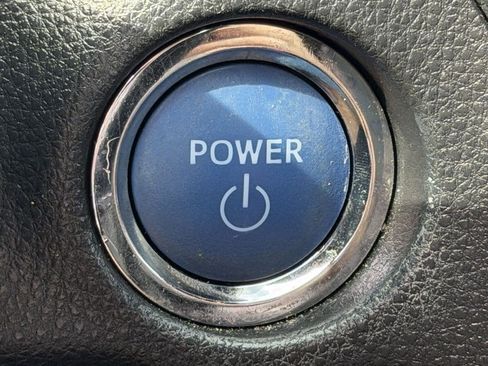 Used 2022 Toyota RAV4 SE w/ Convenience Package AWD/4WD image 22