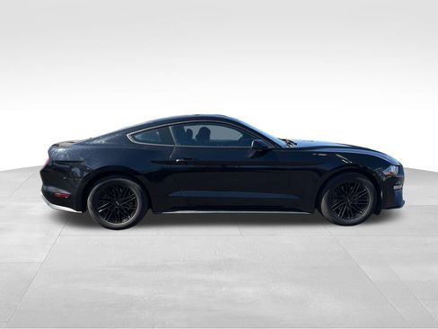 Used 2019 Ford Mustang Coupe RWD image 8
