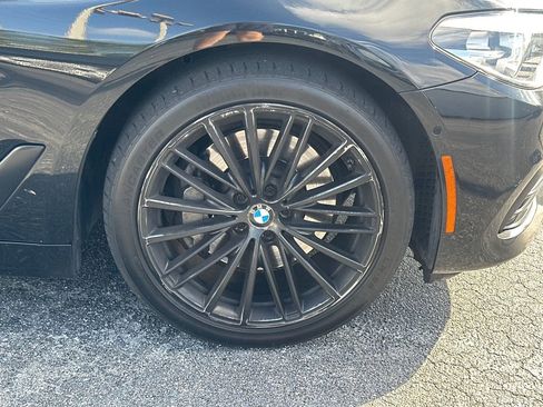 Used 2019 BMW 530i w/ Convenience Package image 12