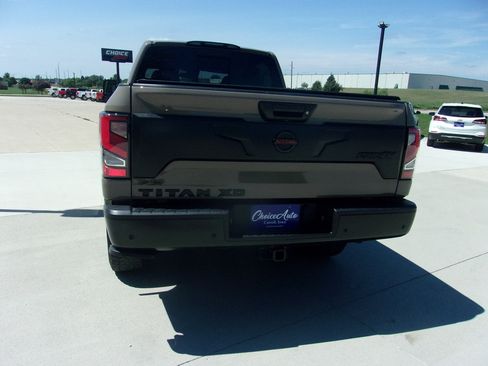 Used 2021 Nissan Titan PRO-4X w/ Off Road Protection Package AWD/4WD image 4
