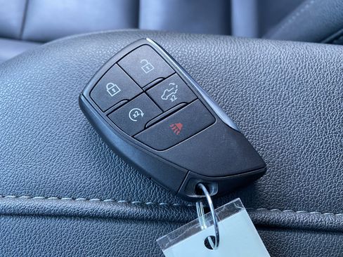 Used 2022 Chevrolet Silverado 1500 LT Trail Boss w/ LT Trail Boss Premium Package image 42