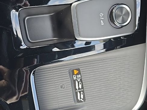 New 2026 Buick Enclave Preferred w/ Power Package image 18