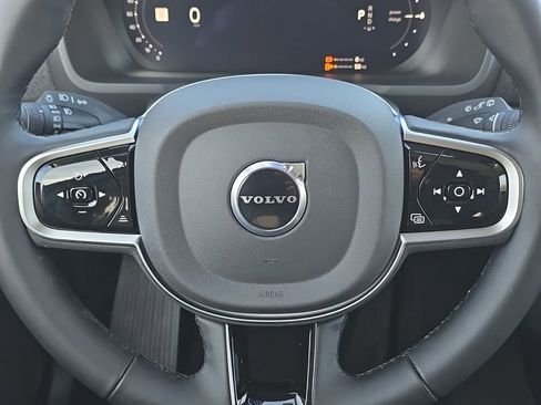 New 2026 Volvo XC90 T8 Plus w/ Protection Package AWD/4WD image 14