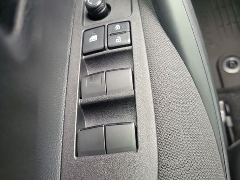 Certified 2025 Toyota Corolla LE FWD image 22