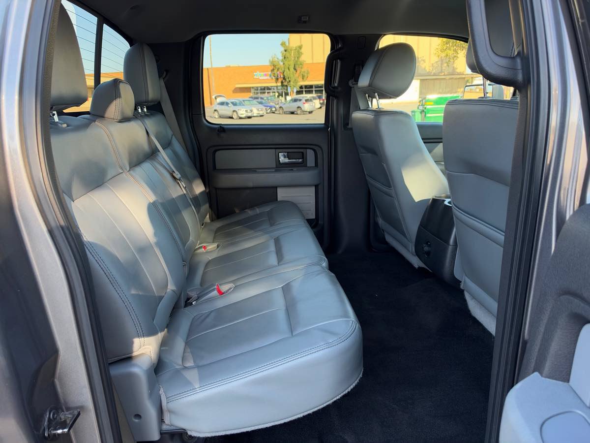 Used 2014 Ford F150 XLT w/ Equipment Group 302A Luxury AWD/4WD image 23