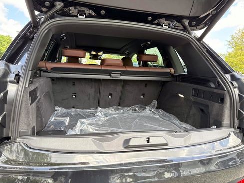 New 2026 BMW X5 xDrive50e w/ Executive Package image 11