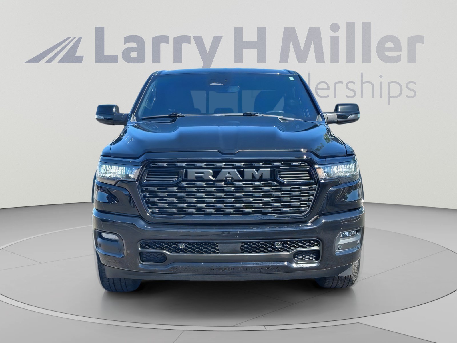 Used 2025 RAM 1500 Big Horn AWD/4WD image 8
