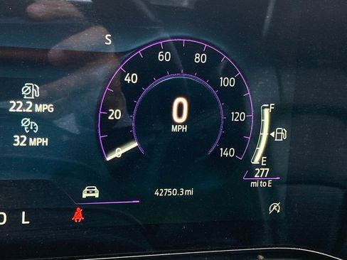 Used 2024 Ford Mustang Premium image 16